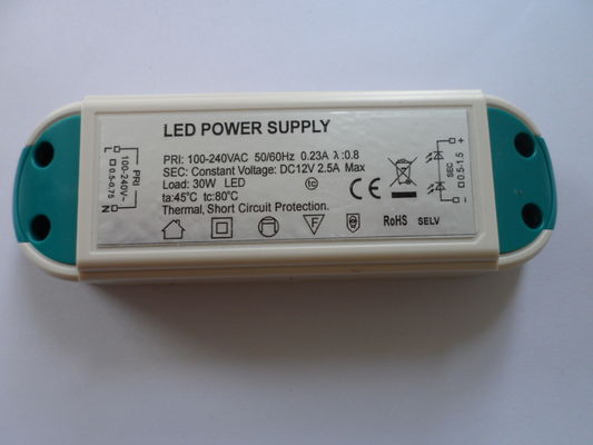 9W कम वोल्ट IP65 लगातार वर्तमान 750Ma एलईडी पट्टी चालक एन 61000-3-2