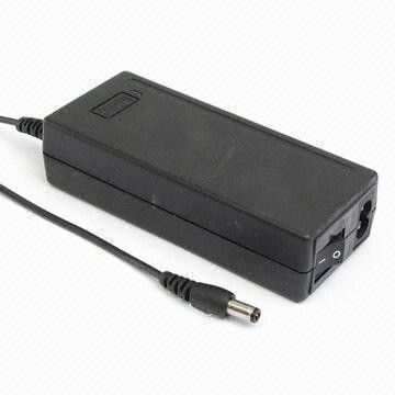 65W 10V 24V 5A श्रृंखला को पूरा स्विचिंग एडाप्टर KTEC एसी एडाप्टर / लैपटॉप बैटरी चार्जर