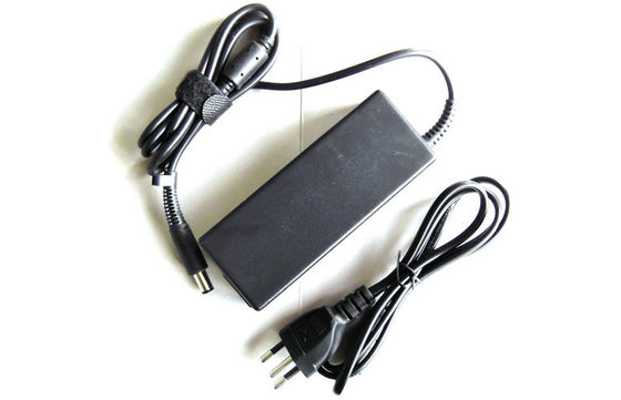 एसर के लिए उच्च दक्षता प्रतिस्थापन लैपटॉप पावर एडाप्टर DC19V 5.5x2.1mm