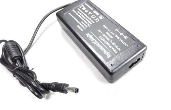 एसर के लिए उच्च दक्षता प्रतिस्थापन लैपटॉप पावर एडाप्टर DC19V 5.5x2.1mm