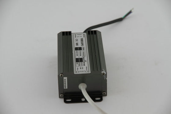 यूनिवर्सल एसी 230V निरंतर वर्तमान एलईडी ड्राइवर 70W 2100mA, IP67 अग्रिम एलईडी ड्राइवर
