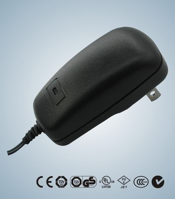 15W 130V, 150V, 250V पोर्टेबल यूनिवर्सल एसी पावर एडाप्टर / एसी डीसी स्विचन बिजली की आपूर्ति