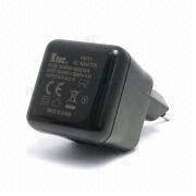 OEM 5V 100mA एसी डीसी स्विचन मोबाइल उपकरणों के लिए बिजली की आपूर्ति एडाप्टर