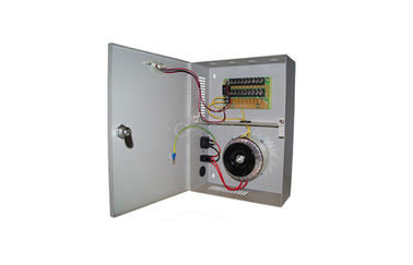 18 चैनल सीसीटीवी बिजली की आपूर्ति 12VDC 400W 13Amp सीई प्रमाणित के साथ