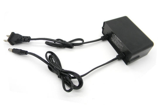 डीसी पावर एडाप्टर 40W DC12V 3Amp 6 चैनल के लिए उच्च वोल्ट एसी सीसीटीवी, RoHS अनुमोदन