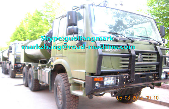 यूरो मानक LHD या RHD साथ SINOTRUK HOWO हरी सैन्य 6 * 4 पानी के टैंकर ट्रक 25000L